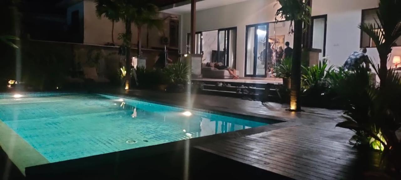 Villa Niang Ando Labuan Bajo Buitenkant foto